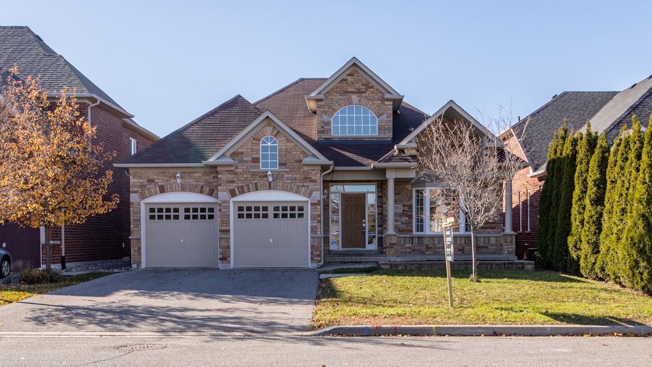 Why Families Are Moving to Glenmore: A Neighbourhood Deep Dive